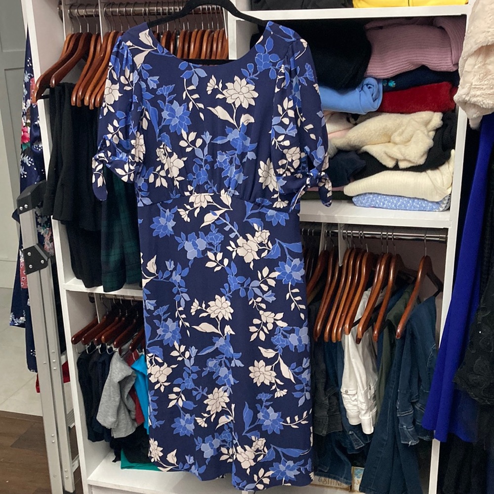 Vince Camuto 14 Navy, Blue, and White Print Dress NWOT